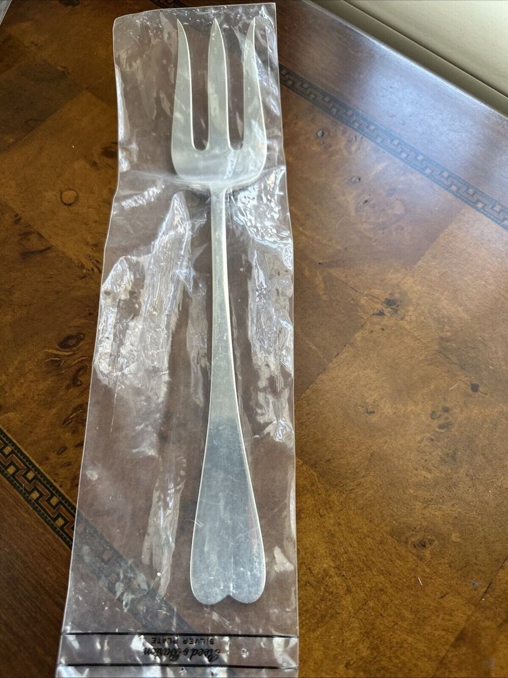 REED & BARTON Silver Plate Heart Shape Serving Fork Brand New